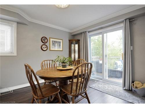35 Haddaway Court, Cambridge, ON - Indoor Photo Showing Dining Room