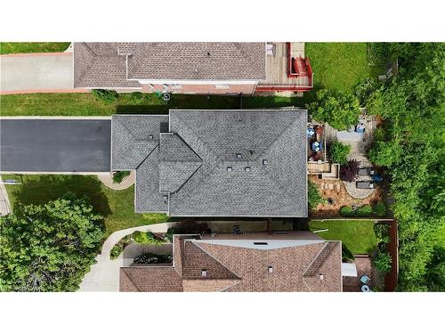 35 Haddaway Court, Cambridge, ON - Outdoor