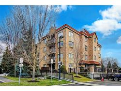 111-3499 Upper Middle Road  Burlington, ON L7M 4M7