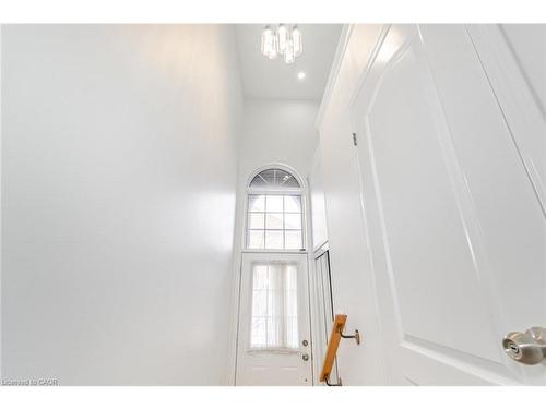 7186 Triumph Lane, Mississauga, ON - Indoor Photo Showing Other Room