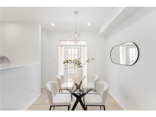 7186 Triumph Lane, Mississauga, ON - Indoor