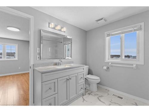 493 Bankside Drive, Kitchener, ON - Indoor Photo Showing Bathroom