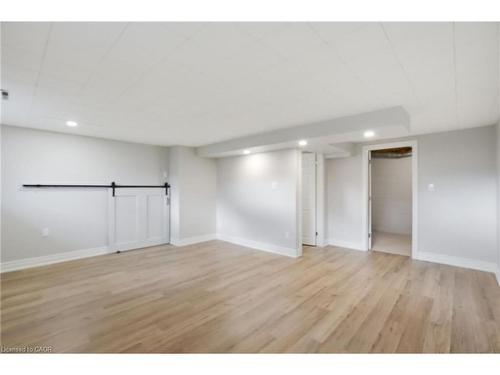 38 Coral Drive, Hamilton, ON - Indoor