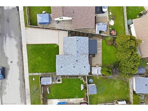 38 Coral Drive, Hamilton, ON - Outdoor