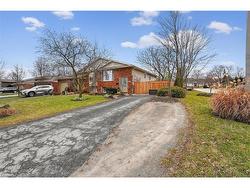 3917 Vineyard Crescent  Vineland, ON L0R 2C0