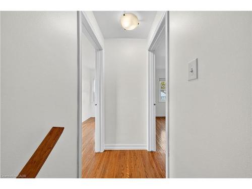 421 East 36Th Street, Hamilton, ON - Indoor Photo Showing Other Room