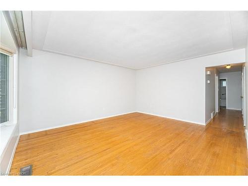 7 Maitland Avenue, Hamilton, ON - Indoor Photo Showing Other Room