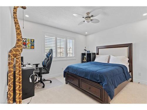 39 Deer Creek Street, Kitchener, ON - Indoor Photo Showing Bedroom