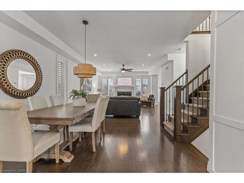 39 Deer Creek Street, Kitchener, ON - Indoor Photo Showing Dining Room