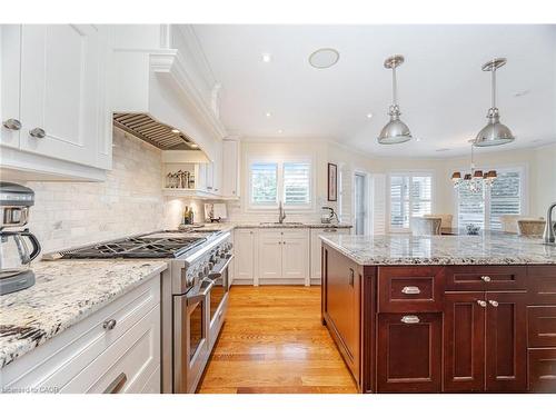 12130 Eighth Line, Glen Williams, ON - Indoor Photo Showing Kitchen With Upgraded Kitchen