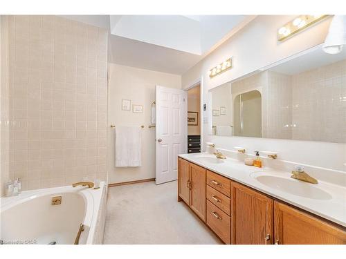 12130 Eighth Line, Glen Williams, ON - Indoor Photo Showing Bathroom