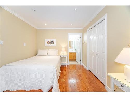 12130 Eighth Line, Glen Williams, ON - Indoor Photo Showing Bedroom