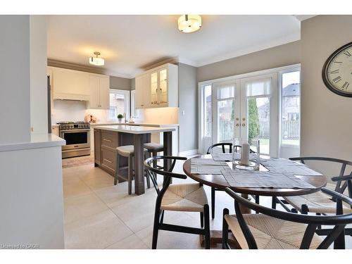 4324 Rosemead Court, Burlington, ON - Indoor Photo Showing Dining Room