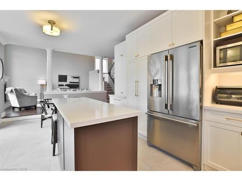 4324 Rosemead Court, Burlington, ON - Indoor Photo Showing Kitchen