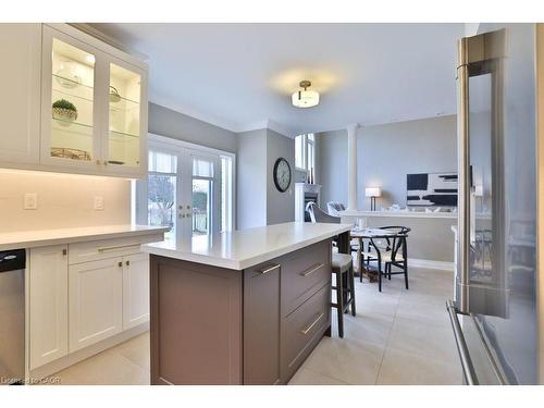 4324 Rosemead Court, Burlington, ON - Indoor Photo Showing Kitchen