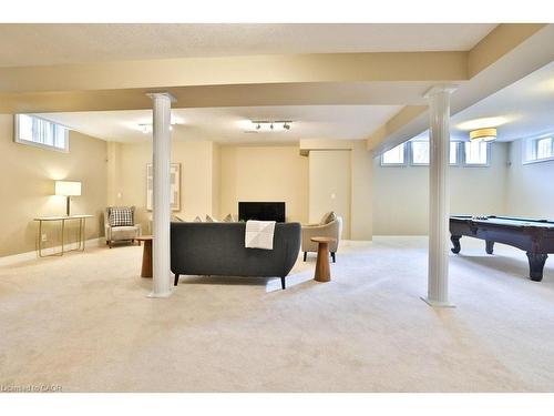 4324 Rosemead Court, Burlington, ON - Indoor