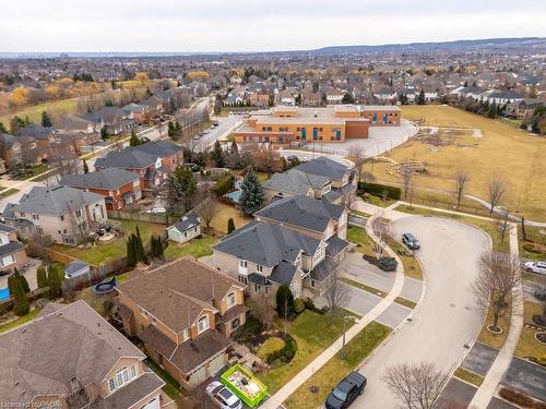 4324 Rosemead Court, Burlington, ON - Outdoor With View
