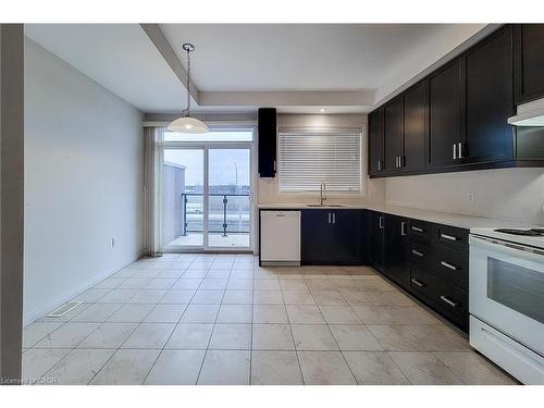 228-30 Times Square Boulevard, Stoney Creek, ON - Indoor Photo Showing Kitchen