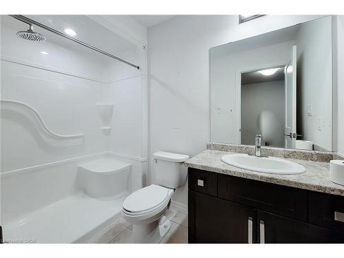 228-30 Times Square Boulevard, Stoney Creek, ON - Indoor Photo Showing Bathroom