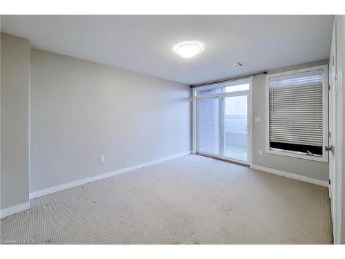 228-30 Times Square Boulevard, Stoney Creek, ON - Indoor Photo Showing Other Room