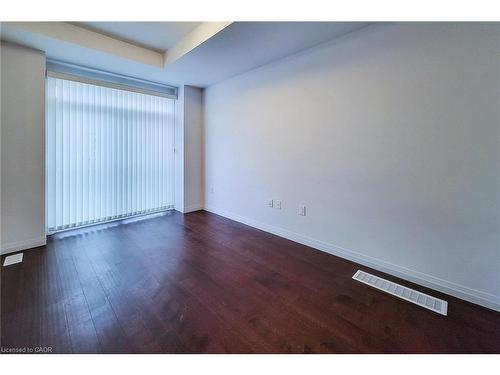 228-30 Times Square Boulevard, Stoney Creek, ON - Indoor Photo Showing Other Room