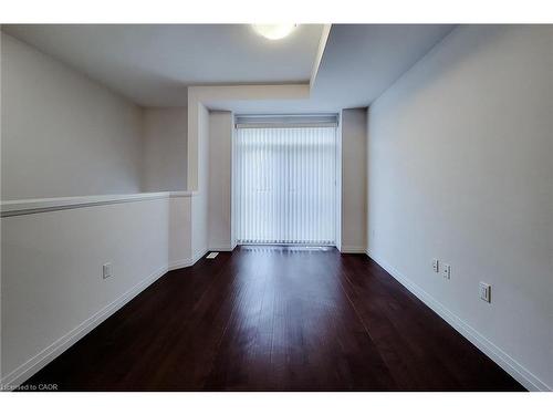 228-30 Times Square Boulevard, Stoney Creek, ON - Indoor Photo Showing Other Room