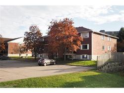 708-565 Greenfield Avenue  Kitchener, ON N2C 2P5