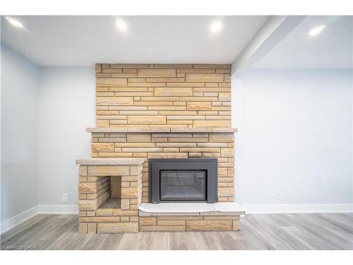 10 Monroe Street, Cambridge, ON - Indoor Photo Showing Living Room With Fireplace