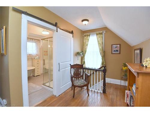 5 Chatham Street, Hamilton, ON - Indoor