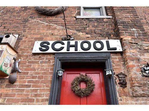 5 Chatham Street, Hamilton, ON - Outdoor