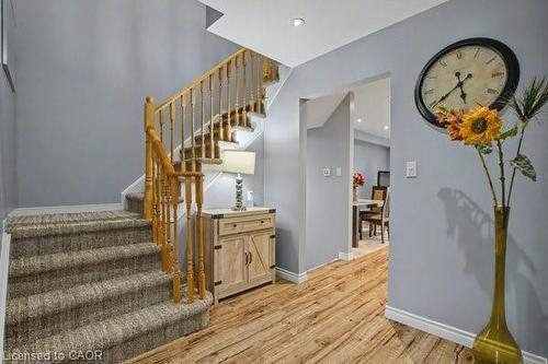 425 Taylor Crescent, Burlington, ON - Indoor Photo Showing Other Room