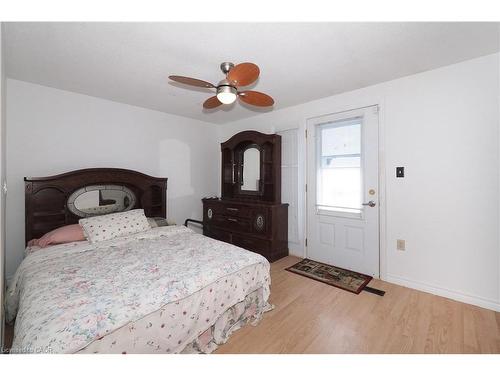 11 Broken Oak Crescent, Kitchener, ON - Indoor Photo Showing Bedroom