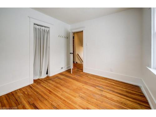 18 Shanley Street, Kitchener, ON - Indoor Photo Showing Other Room