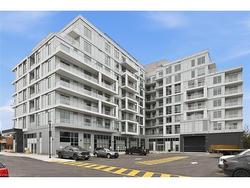 313-500 Plains Road E Burlington, ON L7T 2E1