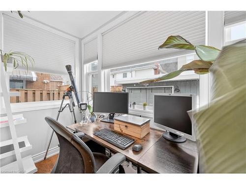 100 Ferndale Avenue, Hamilton, ON - Indoor Photo Showing Office