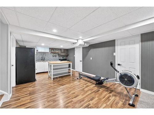 100 Ferndale Avenue, Hamilton, ON - Indoor