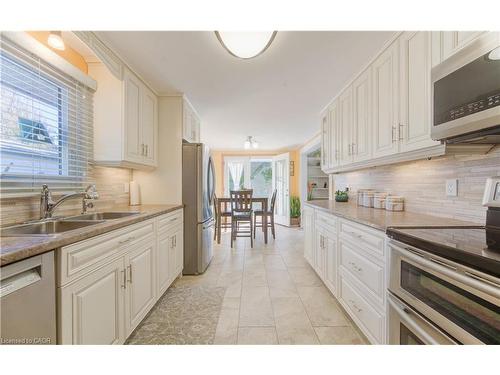 55 Gracefield Crescent, Kitchener, ON - Indoor Photo Showing Kitchen With Double Sink