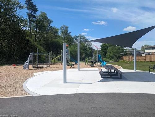 55 Gracefield Crescent, Kitchener, ON - Outdoor