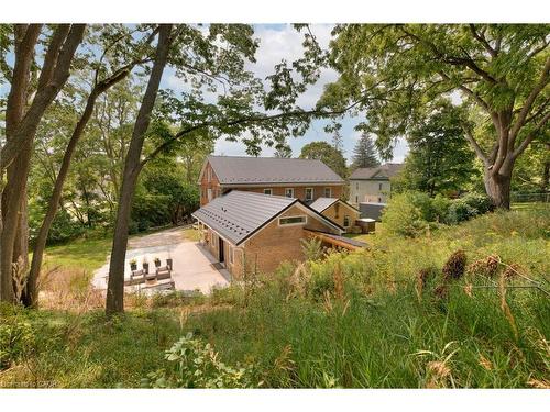 38 Shirk Place, Kitchener, ON - Outdoor