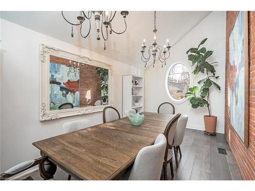 403 Smith Avenue, Burlington, ON - Indoor Photo Showing Dining Room