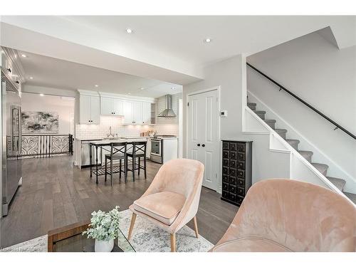 403 Smith Avenue, Burlington, ON - Indoor