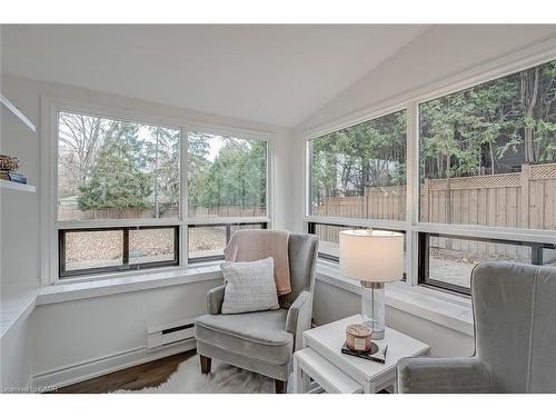 403 Smith Avenue, Burlington, ON - Indoor