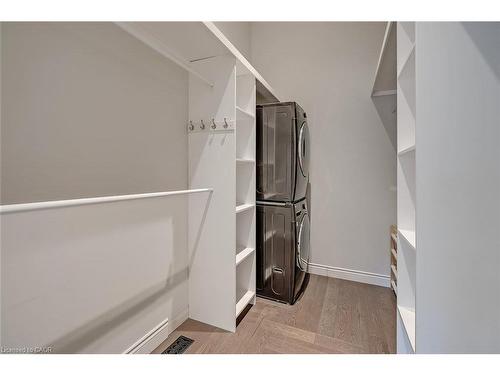 403 Smith Avenue, Burlington, ON - Indoor With Storage