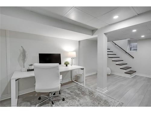 403 Smith Avenue, Burlington, ON - Indoor Photo Showing Office