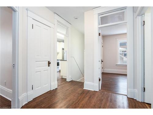 94 Scott Street, Kitchener, ON - Indoor Photo Showing Other Room