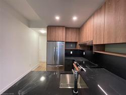 1209-206 King Street W Hamilton, ON L8P 1A5