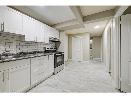 3-82 Elgin Street S, Cambridge, ON - Indoor Photo Showing Kitchen With Double Sink