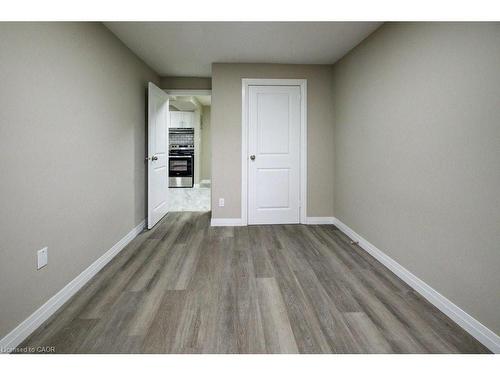 3-82 Elgin Street S, Cambridge, ON - Indoor Photo Showing Other Room