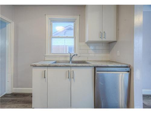 184 Patricia Avenue, Kitchener, ON - Indoor Photo Showing Kitchen With Double Sink