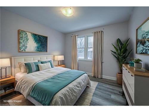 184 Patricia Avenue, Kitchener, ON - Indoor Photo Showing Bedroom